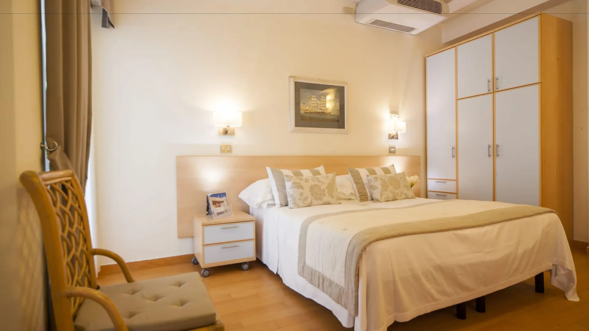 Hotel Mon Cheri Riccione